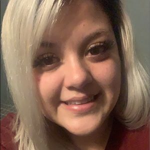 Meet your Posher, Seaira